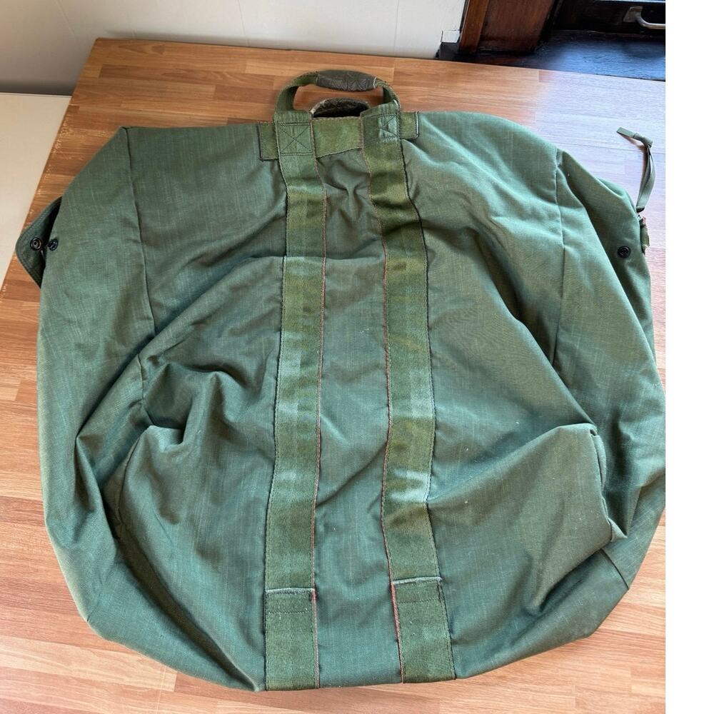 Genuine USGI Military Issue Flyer's Kit Bag (OD Green, Large Aircrew Duffle)